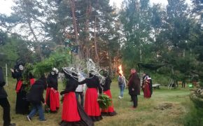 Performances mākslas festivāls “Citādie Saulgrieži” Mazirbē